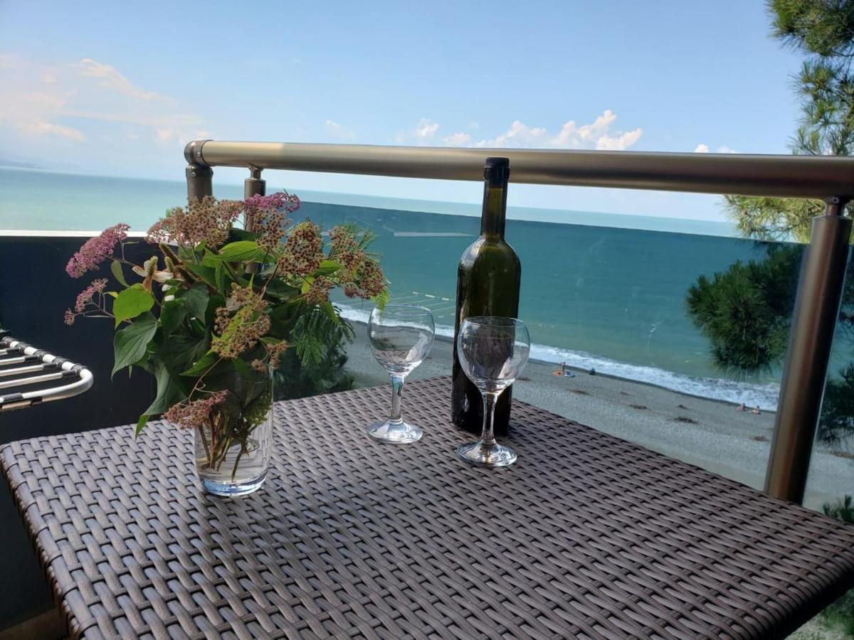 Midia Guest House Kobuleti Ngoại thất bức ảnh